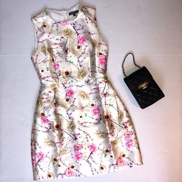 Gracia Cream Floral spring Mini Dress S - Picture 5 of 5